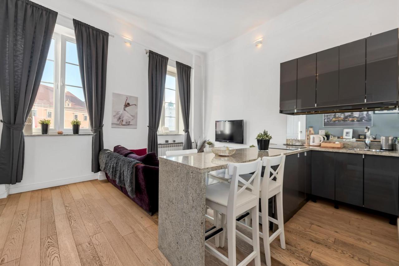 Lumina Apartments On The Market Square Near The Royal Castle Warschau Exterior foto